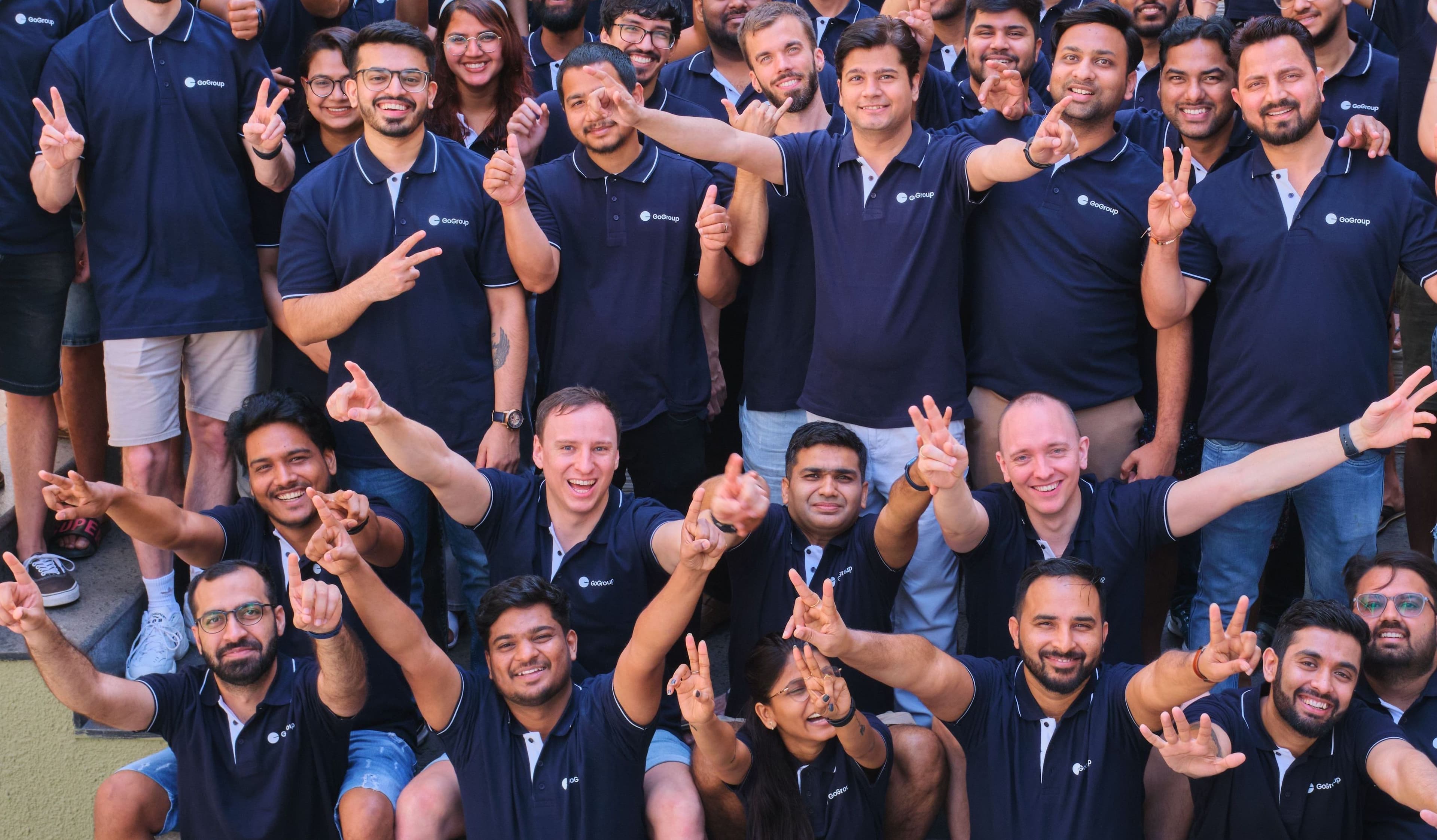 sticky-text-scroll-image